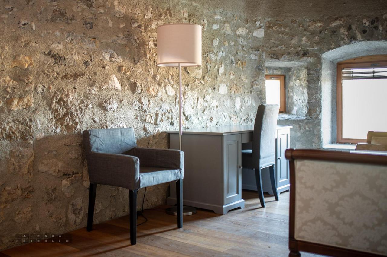 Vinica Castle Hotel Bagian luar foto