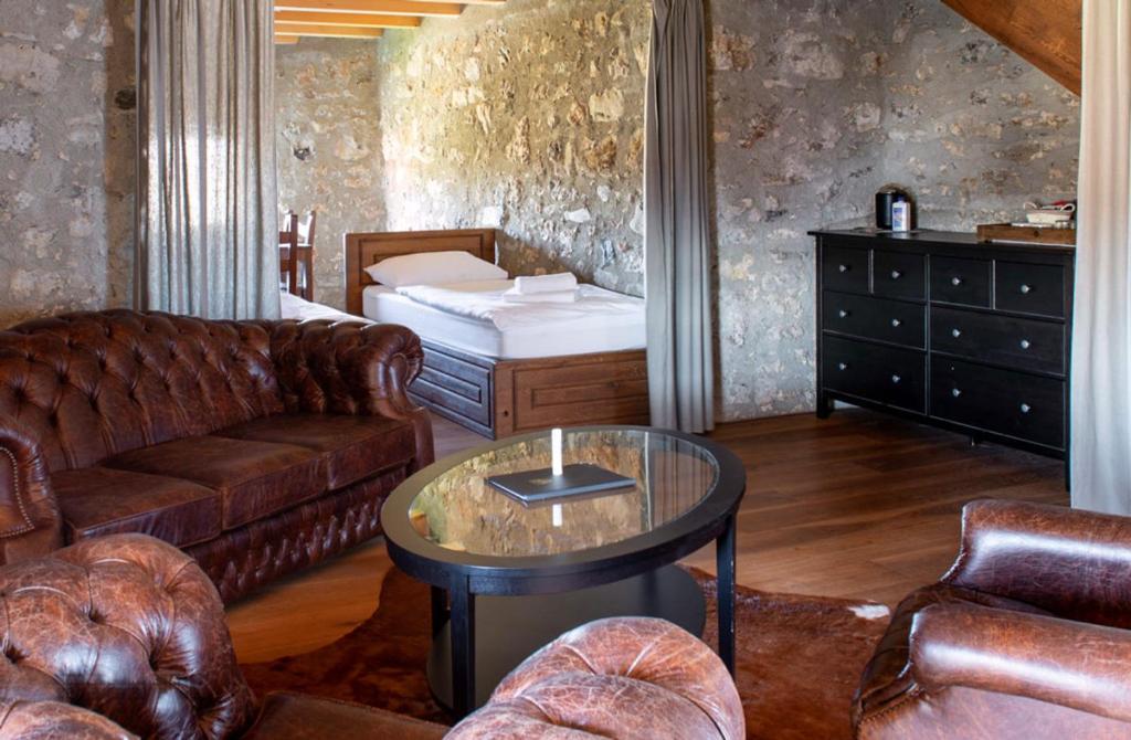 Vinica Castle Hotel Bagian luar foto